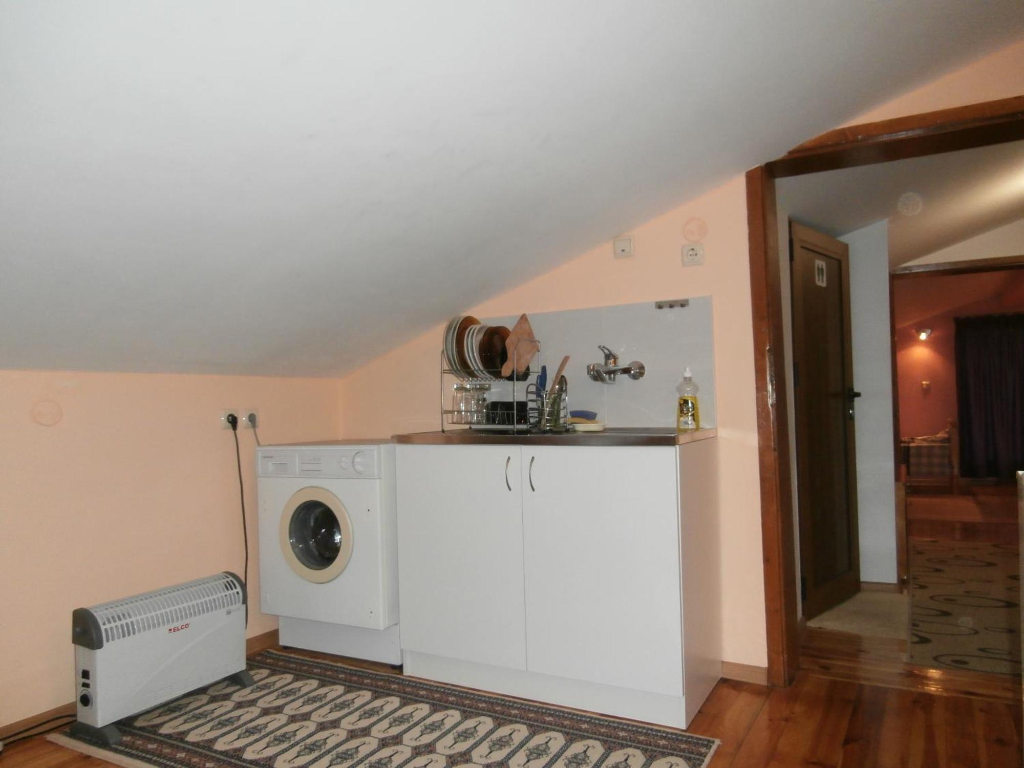 Apartments In House Silent Nature サンダンスキ 部屋 写真