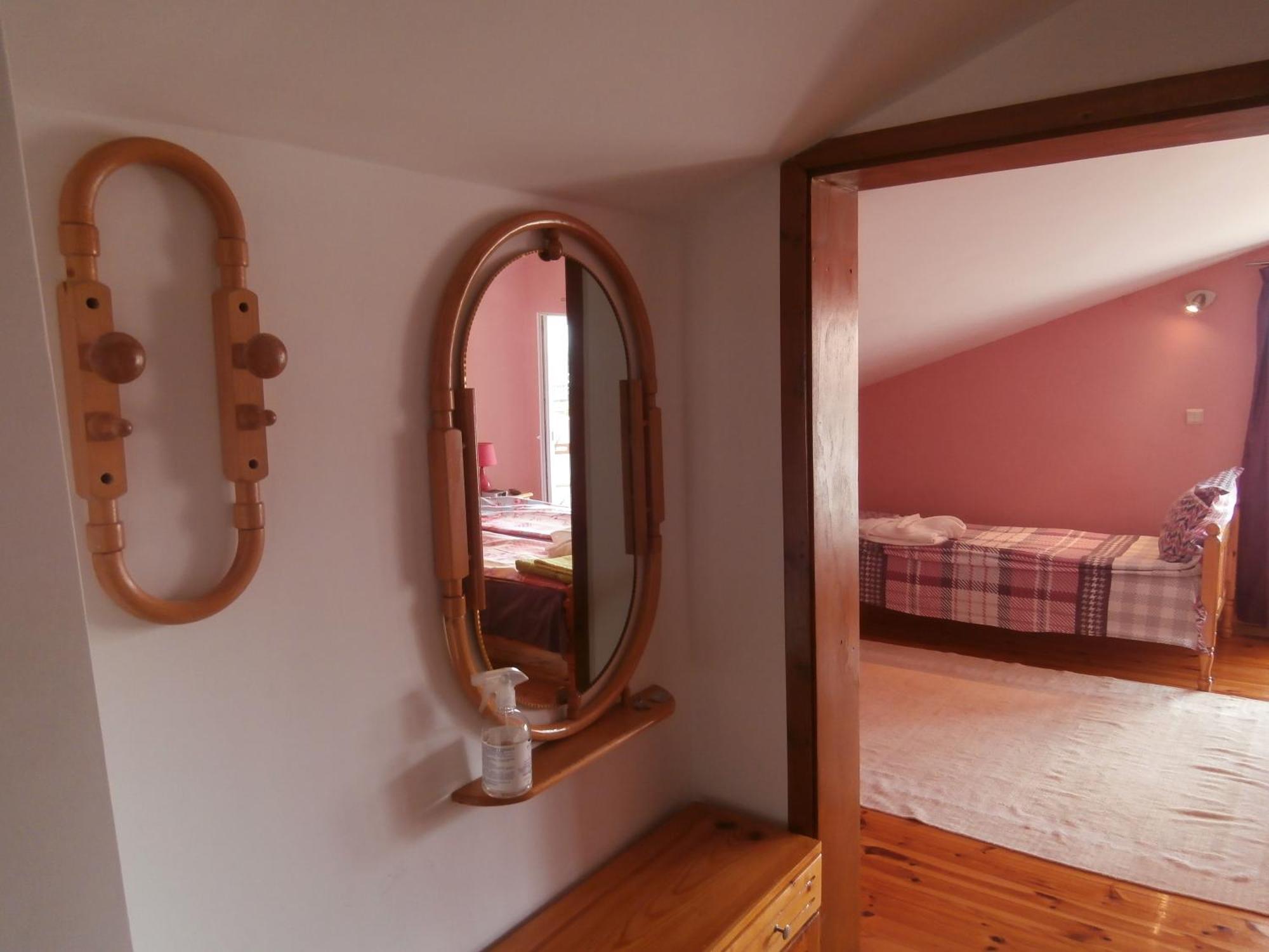 Apartments In House Silent Nature サンダンスキ 部屋 写真