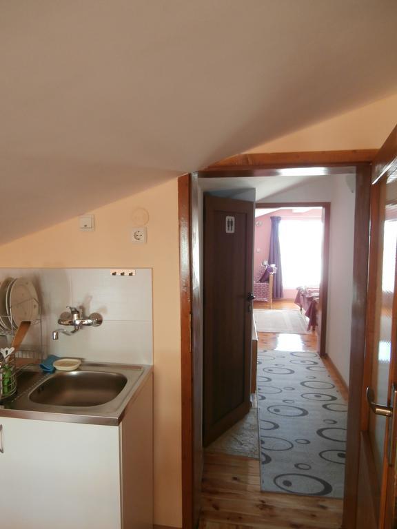Apartments In House Silent Nature サンダンスキ 部屋 写真